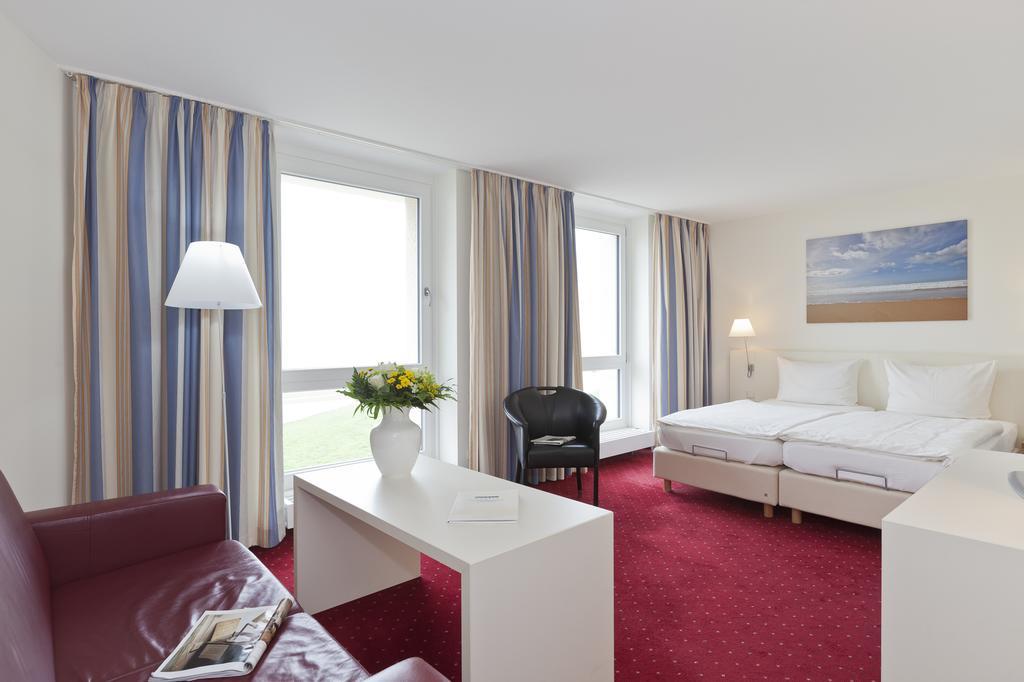 Michels Strandhotel Germania นอร์เดอร์ไน ภายนอก รูปภาพ
