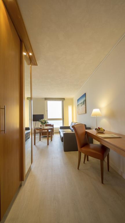 Michels Strandhotel Germania นอร์เดอร์ไน ภายนอก รูปภาพ